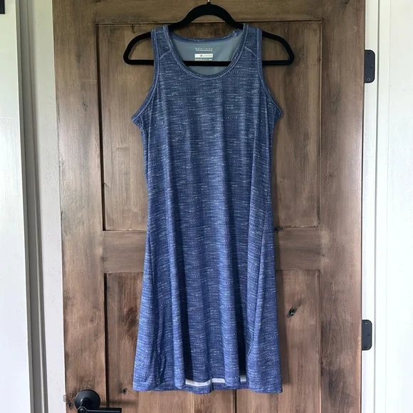 Columbia athleisure dress - Picture 2 of 9